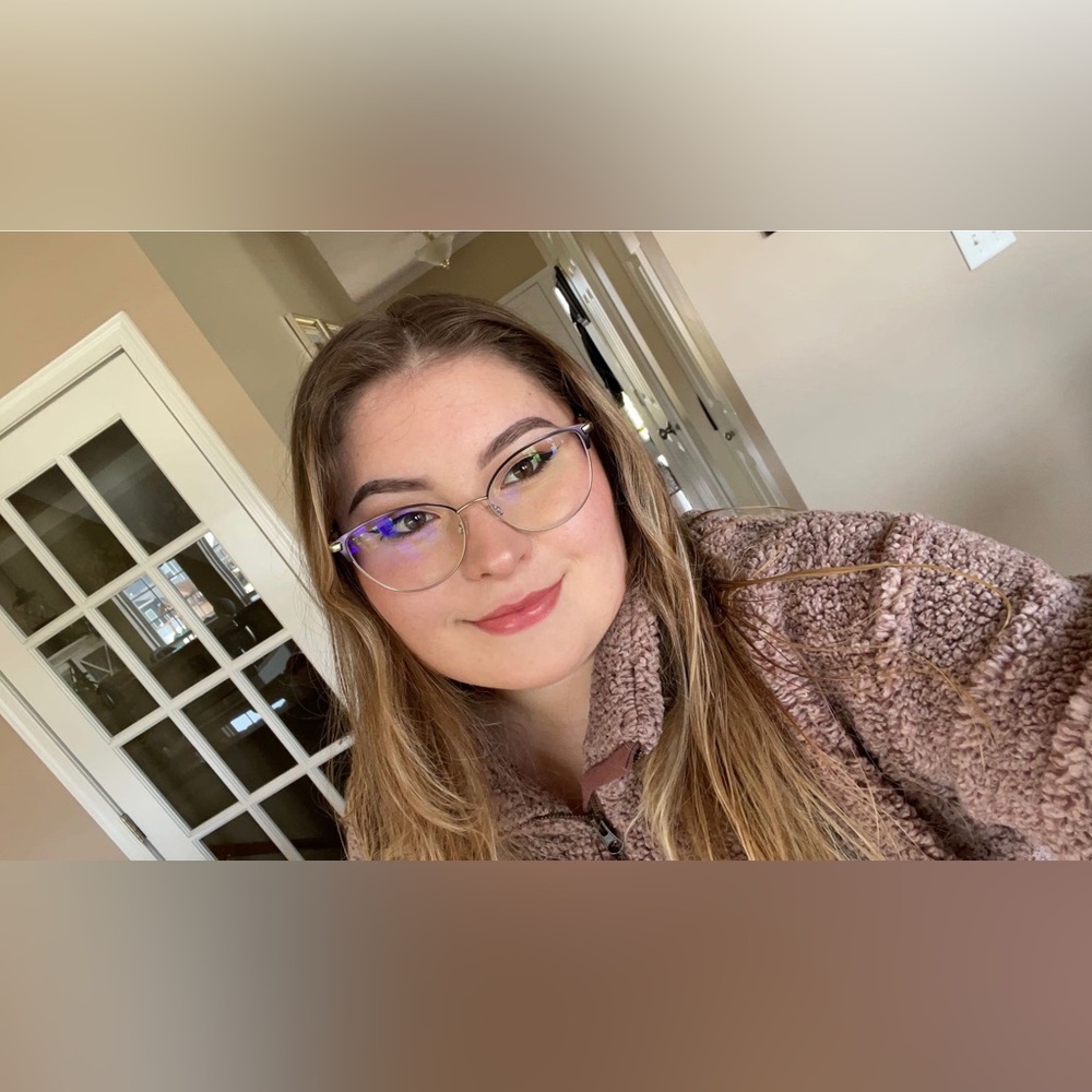 Meet your Posher, Brielle